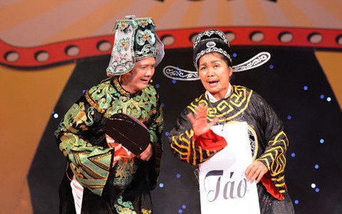 Nghệ sĩ Xuân Hương “buồn với hài giả gái, nói tục"