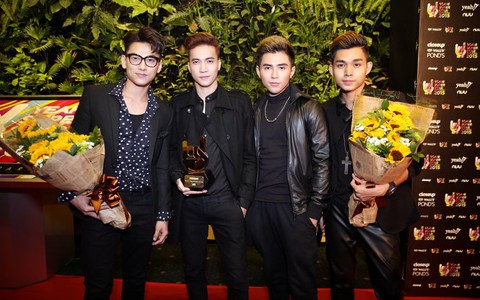Nhóm 365 chiến thắng cuộc thi Yeah1 Super Star