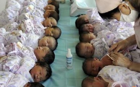 Trung Quốc cấm nhà bán sỉ phân phối vắc xin