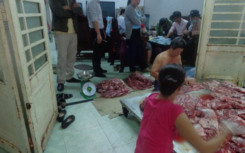 Treo bảng thịt bò, hóa ra thịt trâu, thịt heo rừng