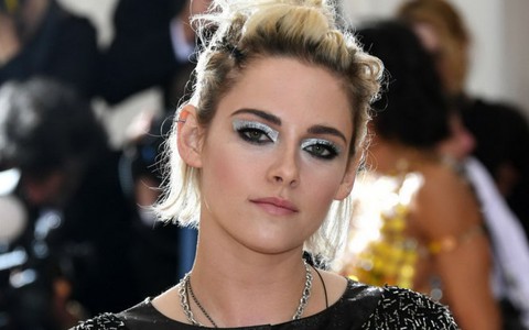Kristen Stewart thử sức làm phim ngắn về nữ quyền