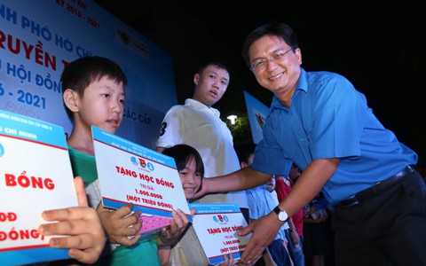 Rộn ràng ngày hội "Cử tri trẻ TP.HCM" tại Tân Bình