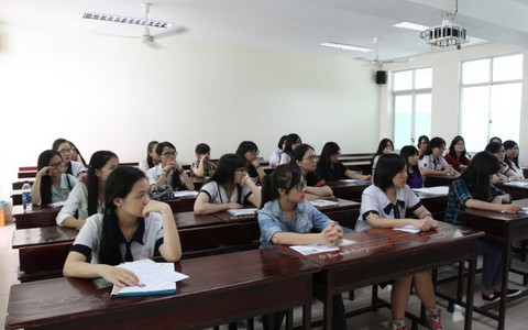 Môn vật lý: Nắm công thức và rèn kỹ năng tính toán