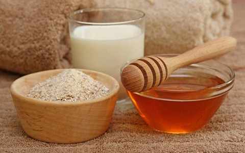 6 lý do khiến bột yến mạch vượt mặt các loại sữa rửa mặt đắt tiền