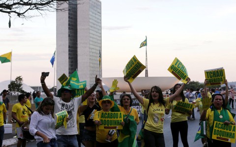 Đa số Thượng viện Brazil ủng hộ luận tội tổng thống