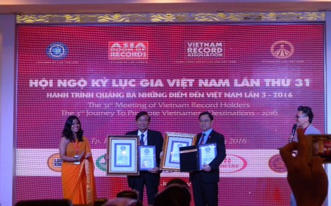 Sách "Lịch sử võ học VN" nhận danh hiệu kỷ lục thế giới