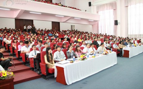 Làm được những nghề gì khi học kế toán