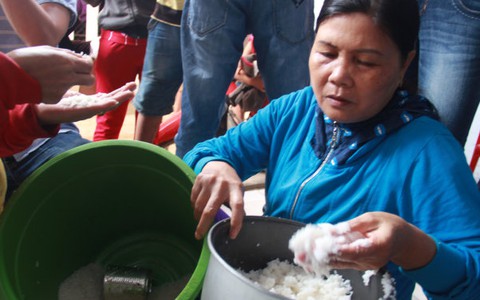 Không nên hoang mang trước thông tin hạt nhựa lẫn trong gạo
