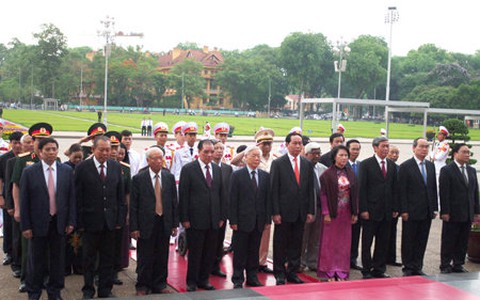 Lãnh đạo Đảng, Nhà nước vào lăng viếng Chủ tịch Hồ Chí Minh