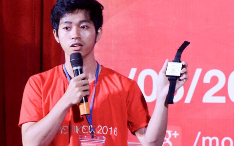 Sinh viên chế tạo thiết bị hỗ trợ cứu nạn ngư dân