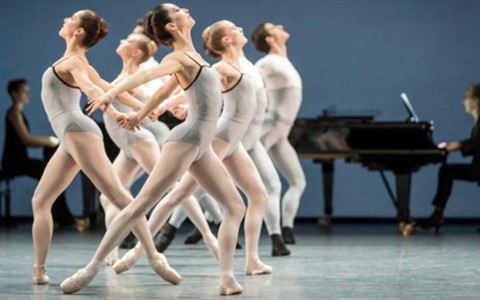 Các ngôi sao ballet Pháp “se duyên” cùng dàn nhạc Việt