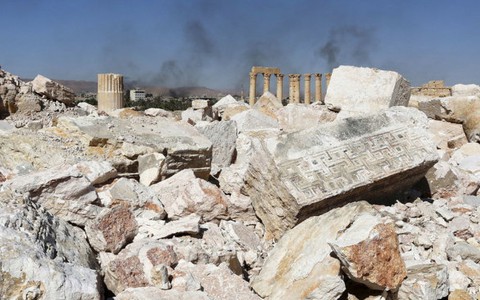 Phát hiện hố chôn 150 người bị tra tấn ở thành cổ Palmyra