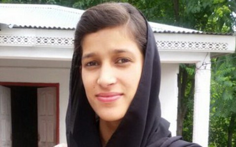 Từ chối lời cầu hôn, cô giáo Pakistan bị thiêu sống
