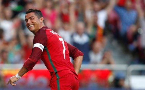 Điểm tin sáng 9-6: Ronaldo tỏa sáng, Bồ Đào Nha đè bẹp Estonia