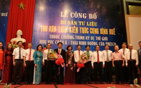 Thơ văn trên kiến trúc cung đình Huế thành Di sản tư liệu thế giới
