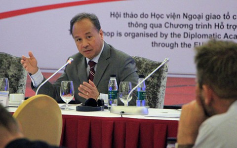 Kêu gọi Trung Quốc hành xử văn minh