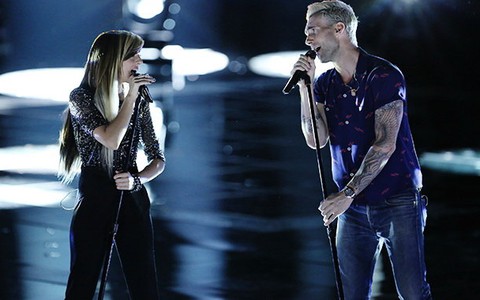 Các huấn luyện viên sốc khi thí sinh The Voice bị sát hại