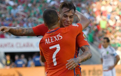 Vargas lập cú 'poker', Chile đè bẹp Mexico 7-0