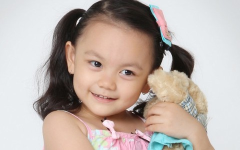 Ngày của Cha, nghe bé Bào Ngư hát về tình cha con