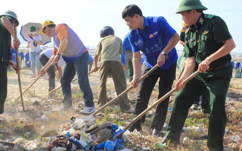 Phát động chiến dịch Hãy làm sạch biển