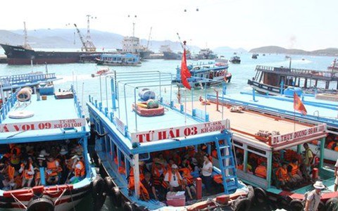 Nhiều bến tàu du lịch không phép ở Khánh Hòa