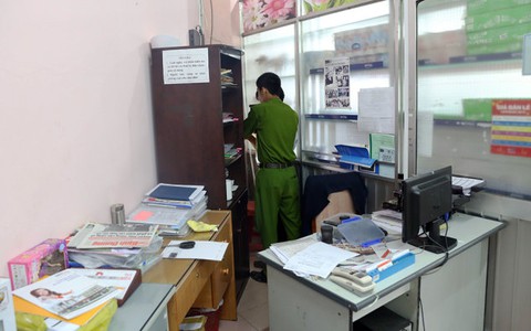 ​Trộm đục két sắt nhà sách, lấy đi gần 200 triệu đồng