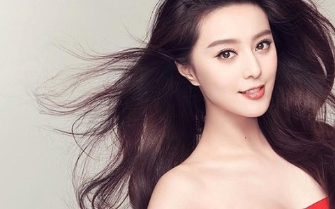 Ngôi sao Hoa ngữ và nhà báo: “ván bài lật ngửa”