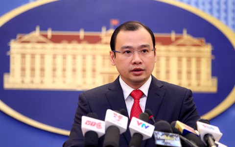 Phản đối Trung Quốc mở tuyến du lịch ra Hoàng Sa