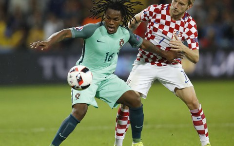 Cầu thủ 18 tuổi Renato Sanches ghi dấu ấn