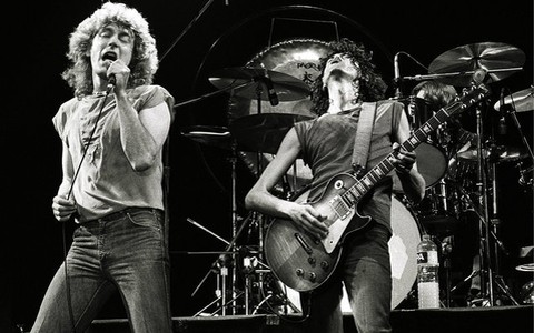 Led Zepplin thắng kiện vụ đạo nhạc Stairway to Heaven