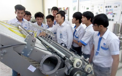 Đào tạo chương trình quốc tế ngành công nghệ sinh học, thực phẩm