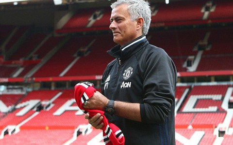 Điểm tin tối 5-7: HLV Mourinho sẽ lắng nghe Sir Alex