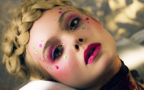 The Neon Demon: ác quỷ xinh đẹp trong thế giới người mẫu