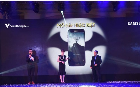 150 siêu phẩm Samsung S7 Edge Injustice đã có chủ trong đêm mở bán sớm