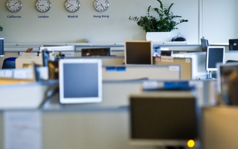 Công chức trốn việc, chính quyền một thành phố Ý "tê liệt"