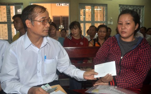 Hộ nuôi cá sông Chà Và được bồi thường thêm 280 triệu đồng