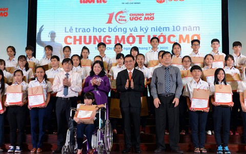 Học bổng Chung một ước mơ: Đồng cảm và chia sẻ