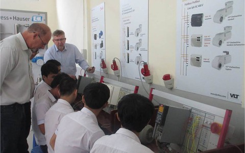 ĐH CNTP TPHCM dành 12 tỷ cho các quỹ học bổng và chương trình hỗ trợ sinh viên