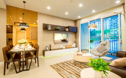 Khách trẻ khó cưỡng lại nhà “thông minh”, giá nhẹ