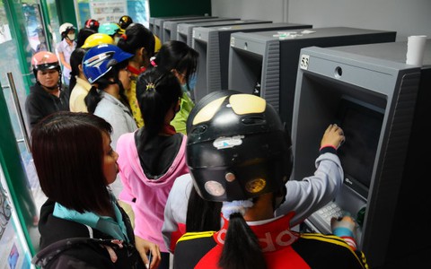 Giải mã bí ẩn mất tiền trong thẻ ATM