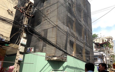 Tháo dỡ lô D chung cư Cô Giang
