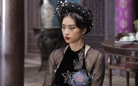 Ngô Thanh Vân bật khóc nghẹn ngào trong ngày chiếu Tấm Cám