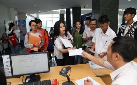 ĐH Kinh tế - luật nhận hồ sơ xét tuyển bổ sung từ 18 điểm