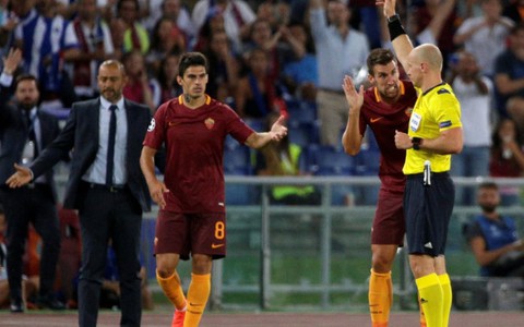 “Các cầu thủ Roma quá ngây thơ”