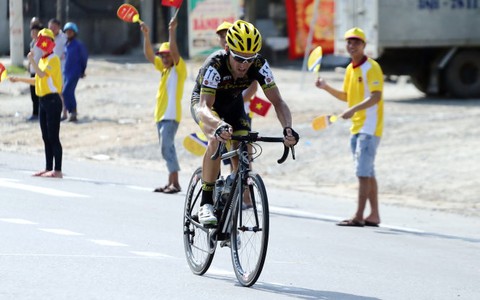 Cú solo bất thành của Desriac Loic