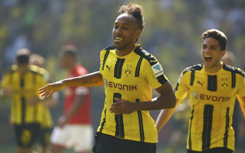 ​Aubameyang lập cú đúp, Dortmund khởi đầu suôn sẻ