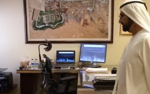 Thủ tướng UAE "vi hành", đuổi việc 9 quan chức đi làm trễ