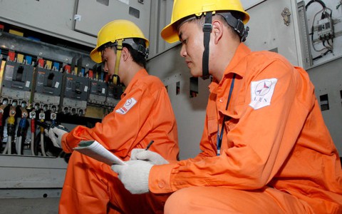 Bị cắt khí cấp cho nhà máy điện, EVN kêu gọi tiết kiệm
