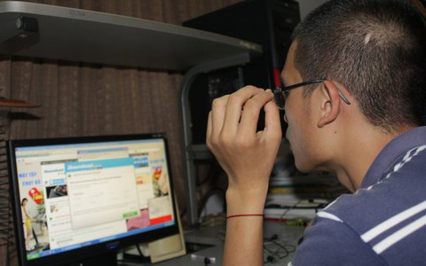 Mua máy tính giá rẻ: Coi chừng tính già hóa non