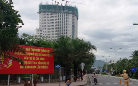 Chuyện “voi chui lọt, ruồi mắc lưới” ở Nha Trang